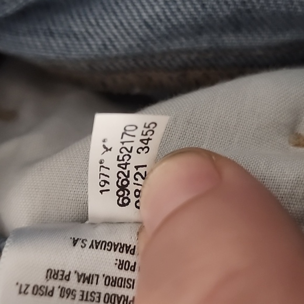 American Eagle Outfitters Light Blue Straight Leg Jeans - Picture 8 of 8